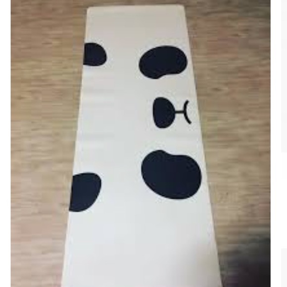 White Panda Yoga Mat with carrying strap - Picture 1 of 2